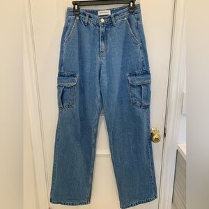 The Frankie Shop wide leg cargo jeans. Size Small